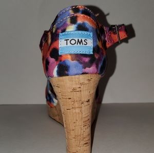Toms Floral Strap Cork Wedge With Cushioned Soul S